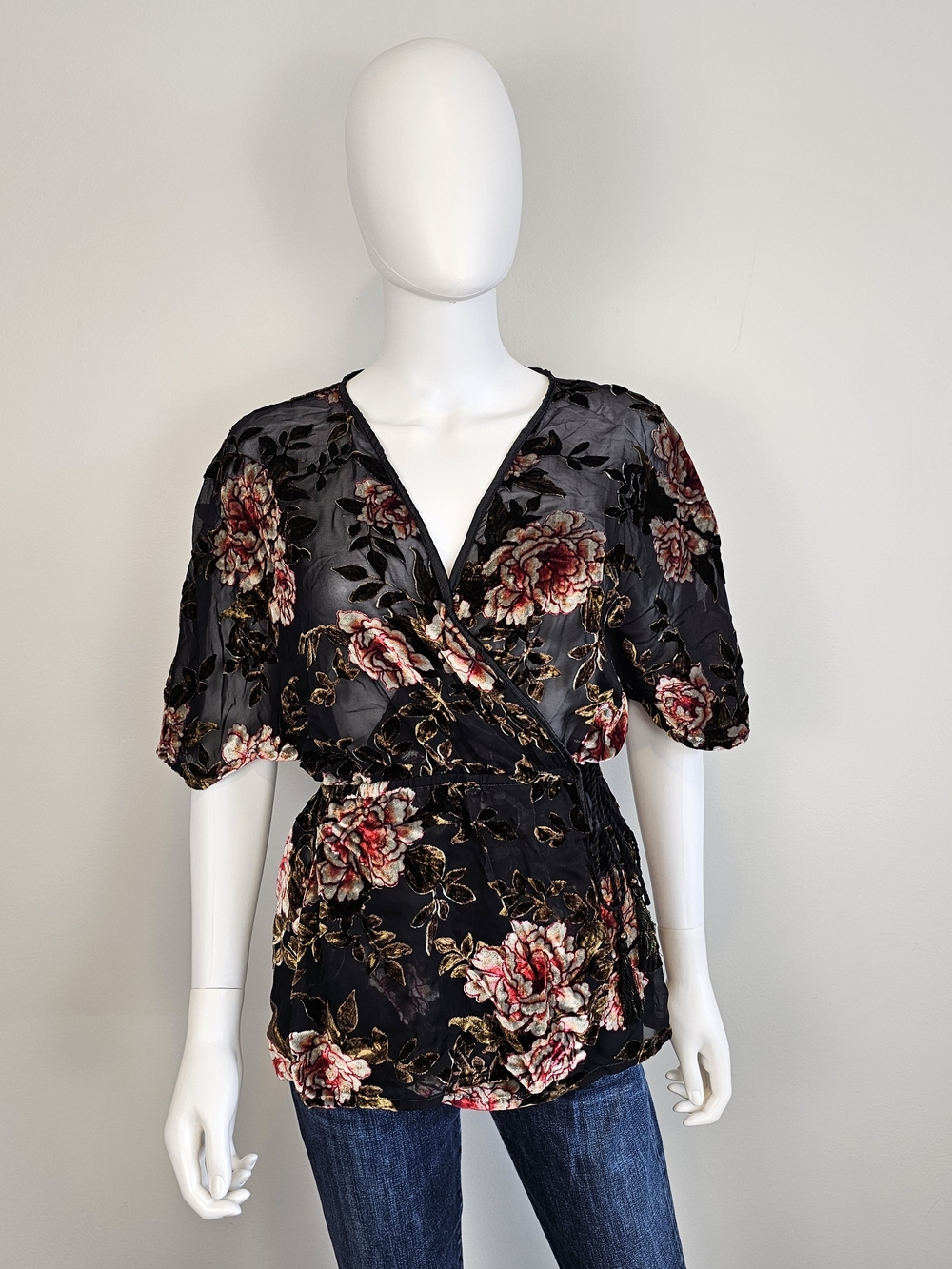 Angie Black Light Weight Velvet Floral Tie Front Blouse Sz L
